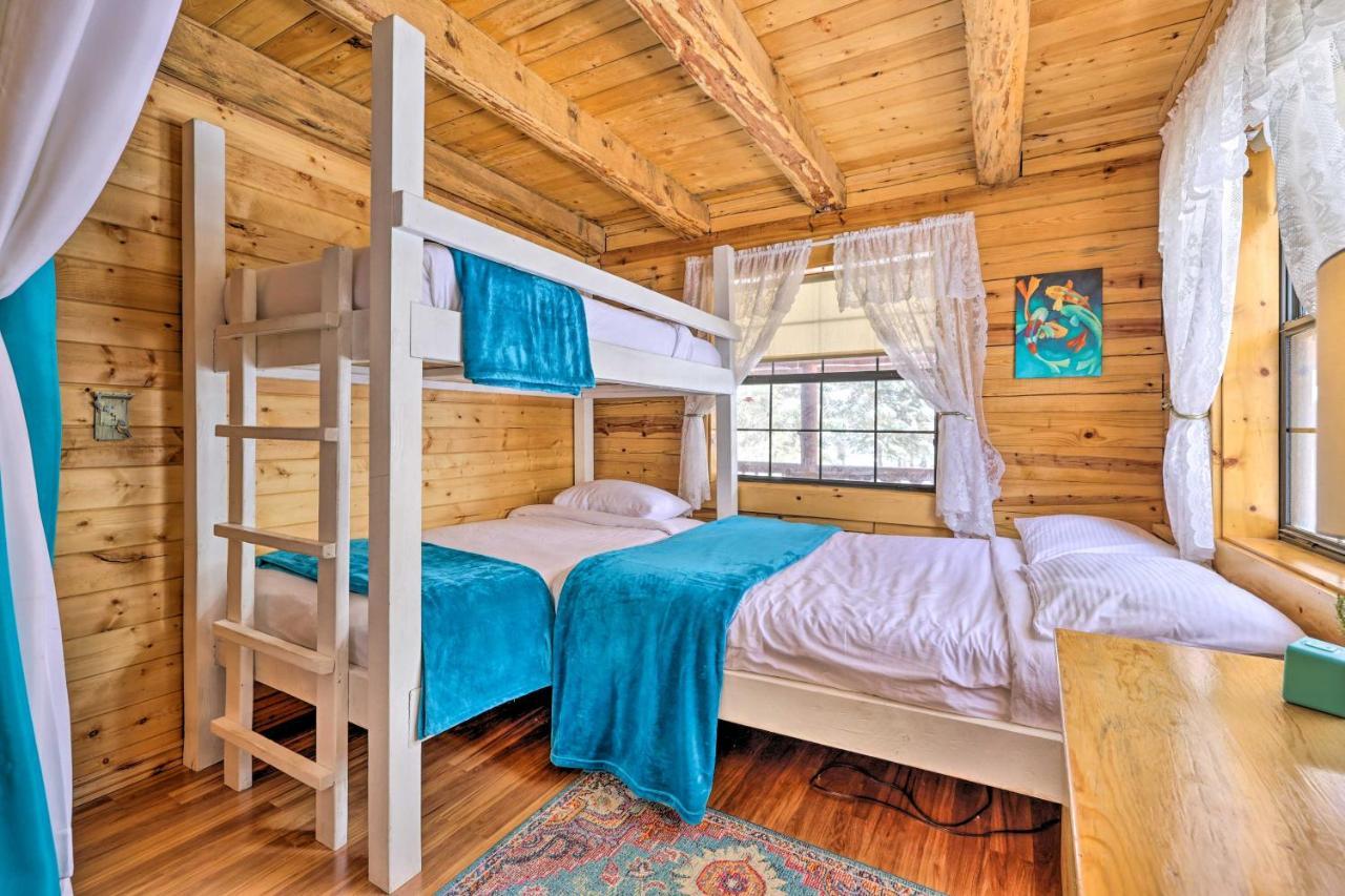 Rustic Duck Creek Village Cabin With Fire Pit! Екстериор снимка