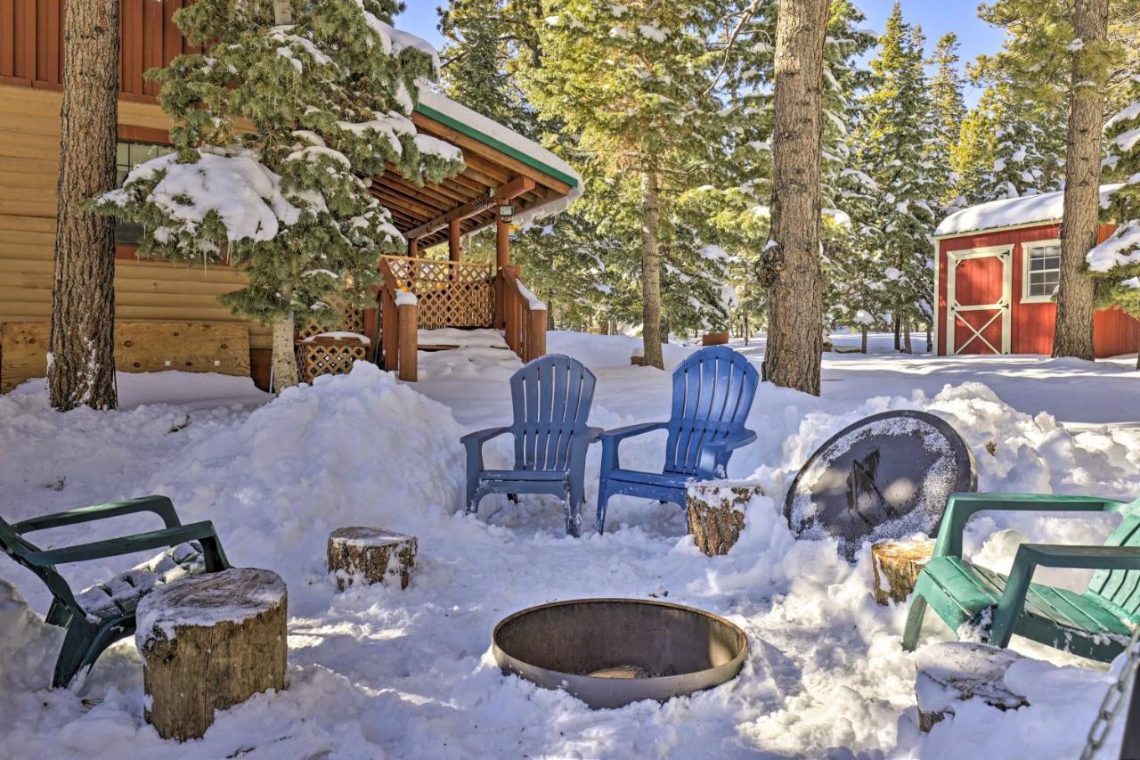 Rustic Duck Creek Village Cabin With Fire Pit! Екстериор снимка